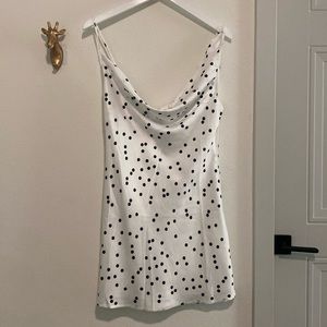 Beautiful NWOT Hello Molly polka dot slip dress size 8